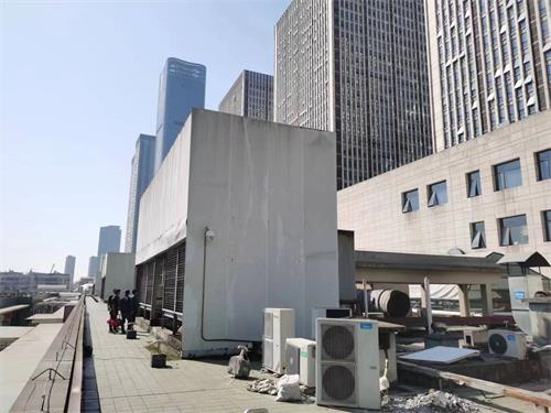 橫流式冷卻塔和逆流式冷卻塔參數(shù)區(qū)別對(duì)比(橫流塔逆流塔的不同之處)